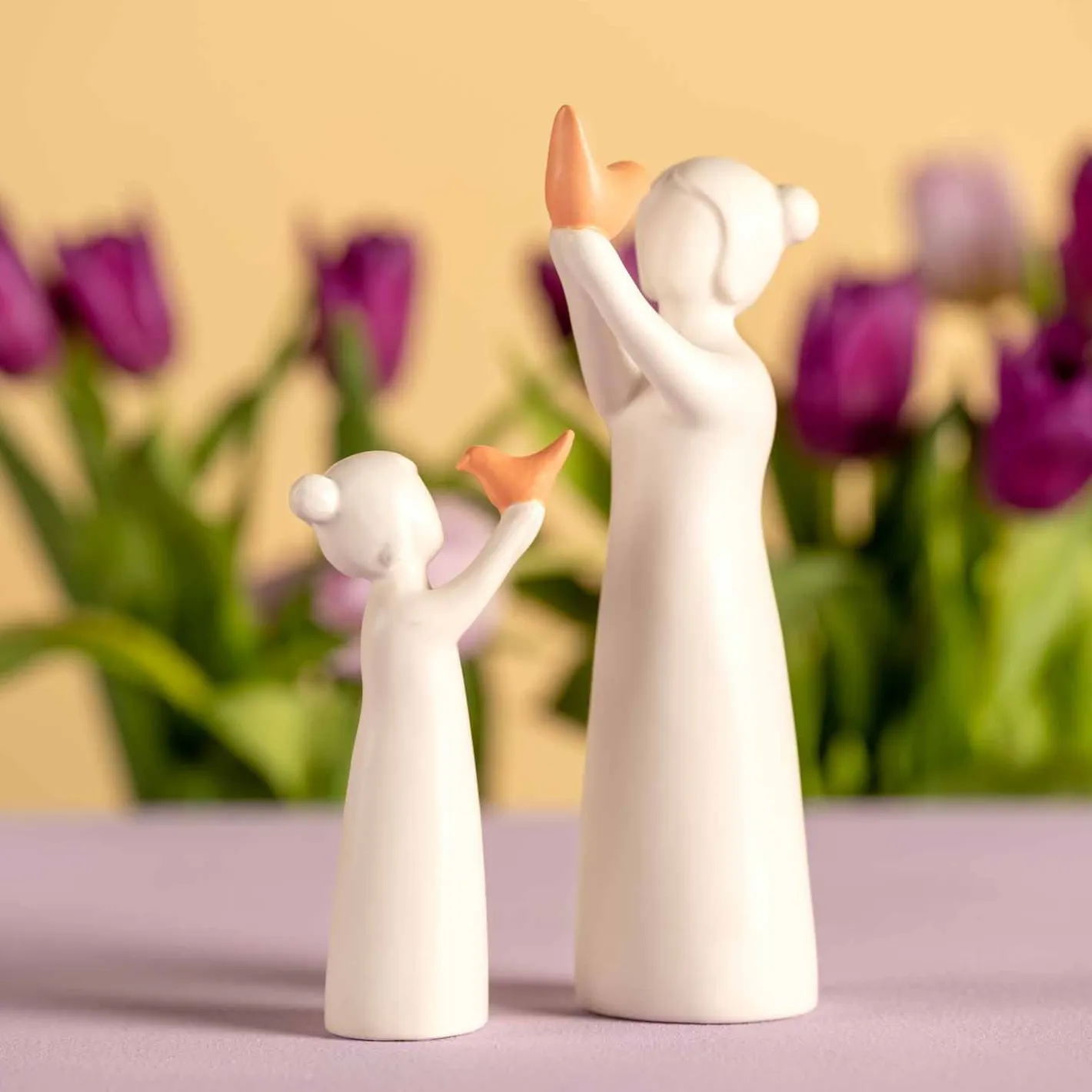 Mädchen mit Vogel LUMINOSA 13 cm*LEONARDO